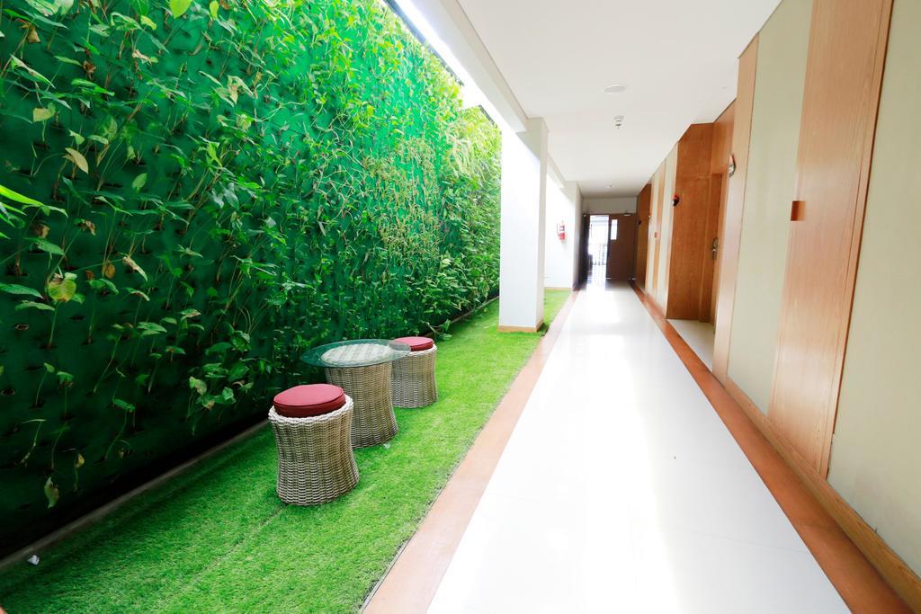 Yellow Star Gejayan Hotel Jogyakarta Zewnętrze zdjęcie